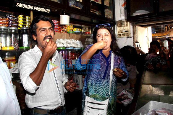 farah khan nawazuddin siddiqui nimrat kaur snapped at merwan cafe 4