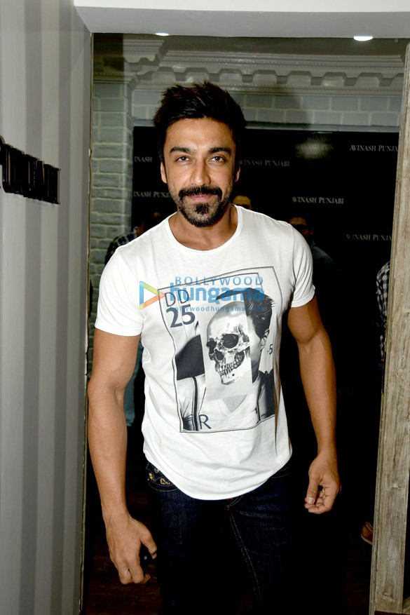 celebs grace summer preview at bandra 190 33