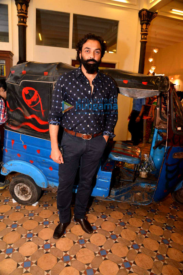 bobby deol tara sharma grace the gateway schools annual art show 9