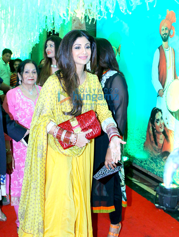 shilpa shetty jeetendra rakesh roshan at baisakhi 2015 celebration 6