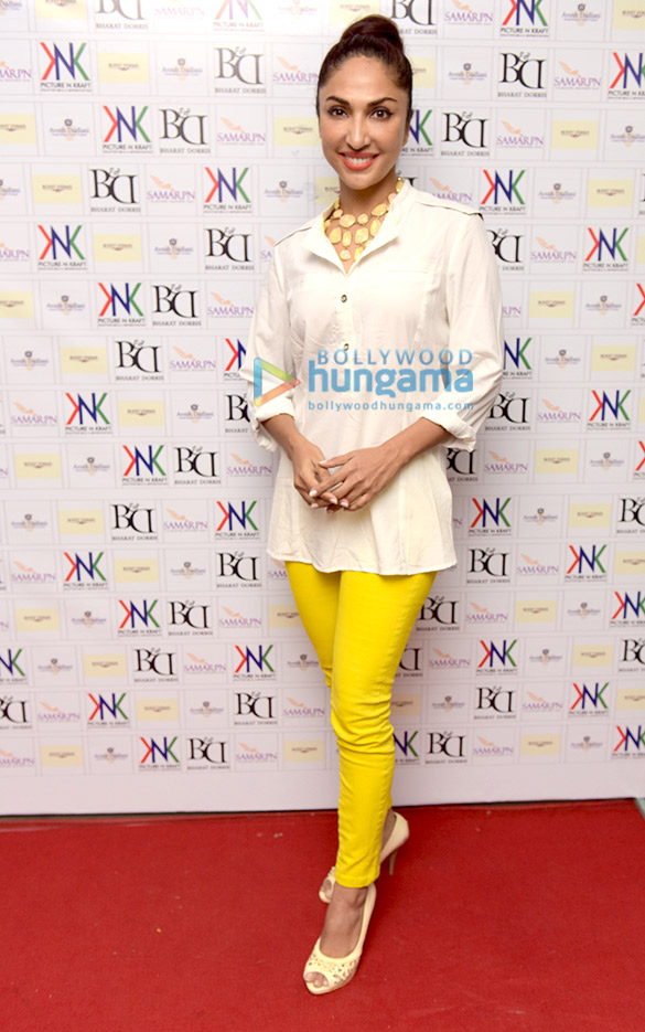 celebs grace the bharat dorris hair and makeup 2015 fashion show 28