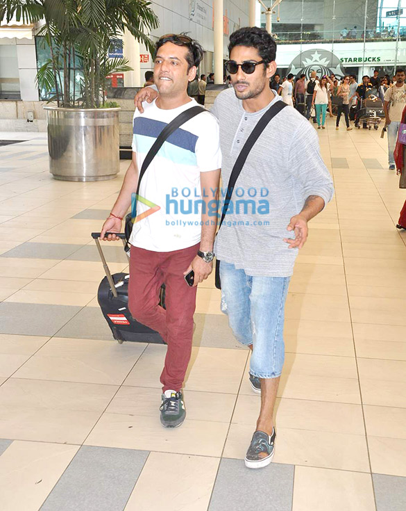 celebs return from planet hollywood launch in goa 13