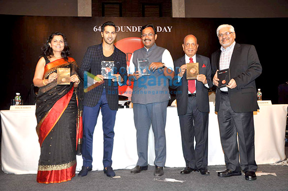 varun dhawan graces indian cancer societys 64th founders day celebrations 2