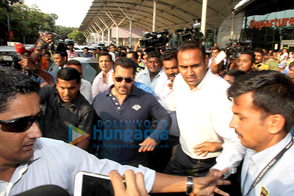 salman khan returns from kashmir to attend his judgement day in court 10