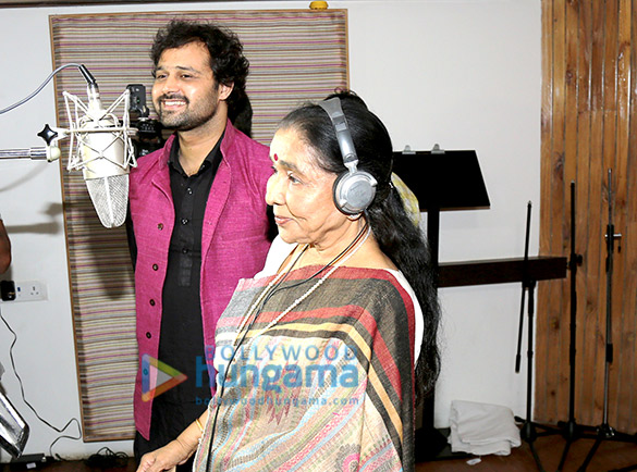 asha bhosle mudasir ali record a song for the film lucknow times 3
