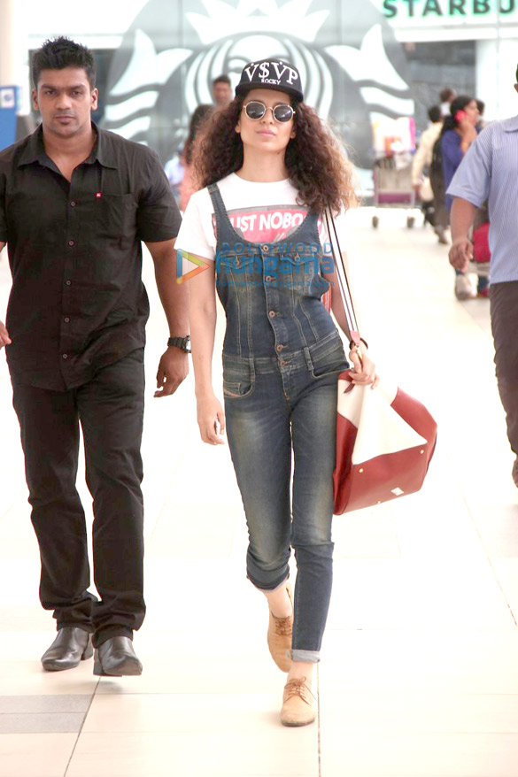 kangna ranaut snapped on her way back from chandigarh 7