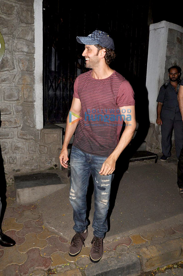 hrithik roshan snapped with friends at nido 7