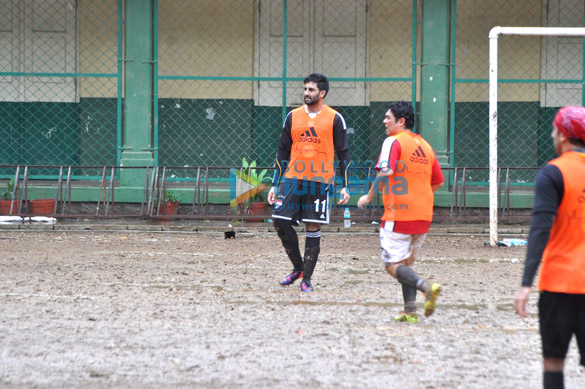 ranbir kapoor abhishek bachchan others snapped playing football 5