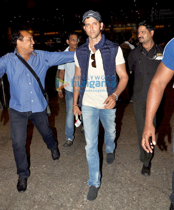 hrithik roshan sonam kapoor arrive from turkey 7