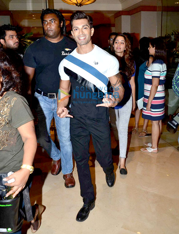 bipasha basu karan singh grover at the launch of shoppers stop rs by rocky star 17
