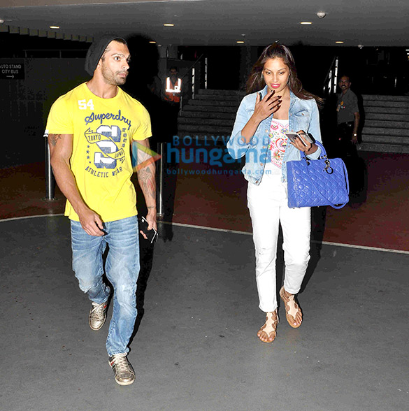 bipasha basu snapped with karan singh grover while returning from maldives 3