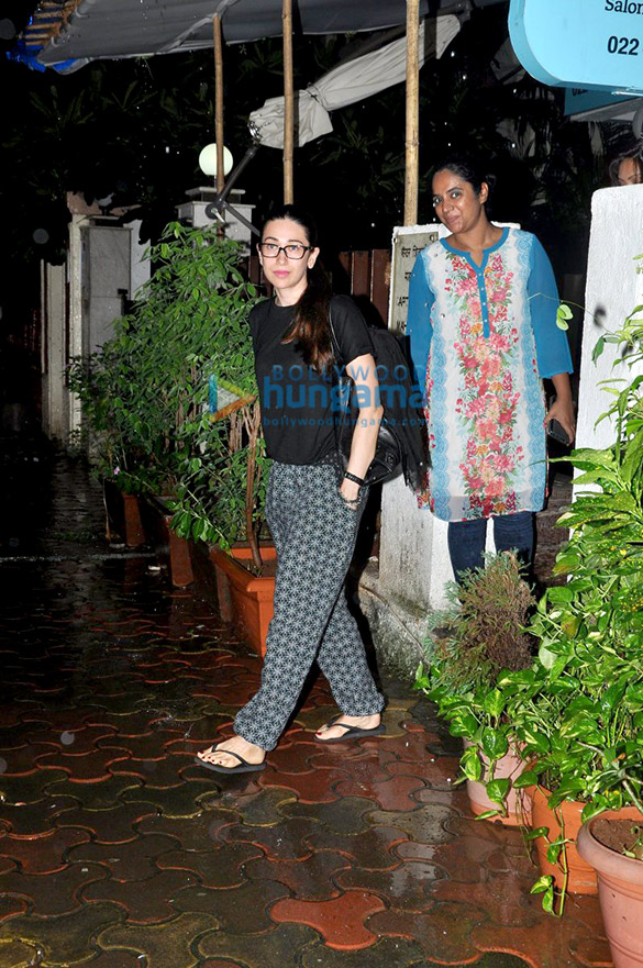 kareena kapoor khan karisma kapoor get a new look at bblunt salon 5