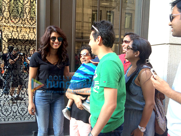priyanka chopras fans turn up on the sets of quantico in new york to meet her 4