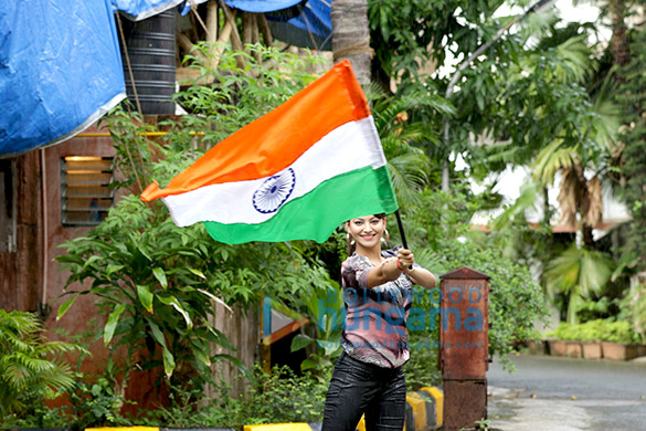 urvashi rautela snapped saluting the indian flag on independence day 14