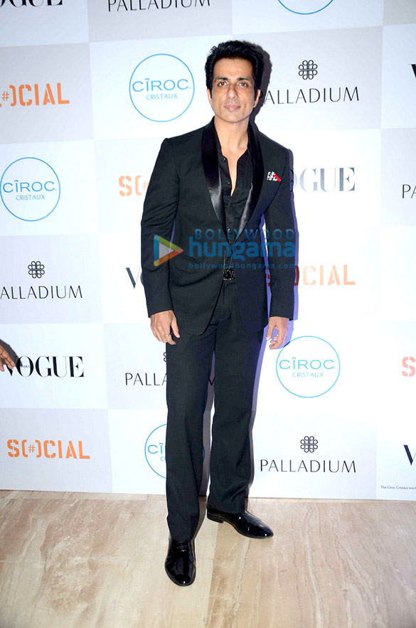 celebs grace fashions night out 2015 by vogue india at palladium 6