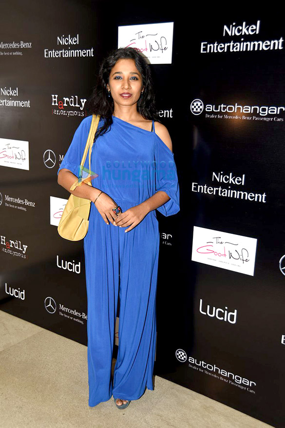 celebs grace guneet mongas bash for elijah wood 4