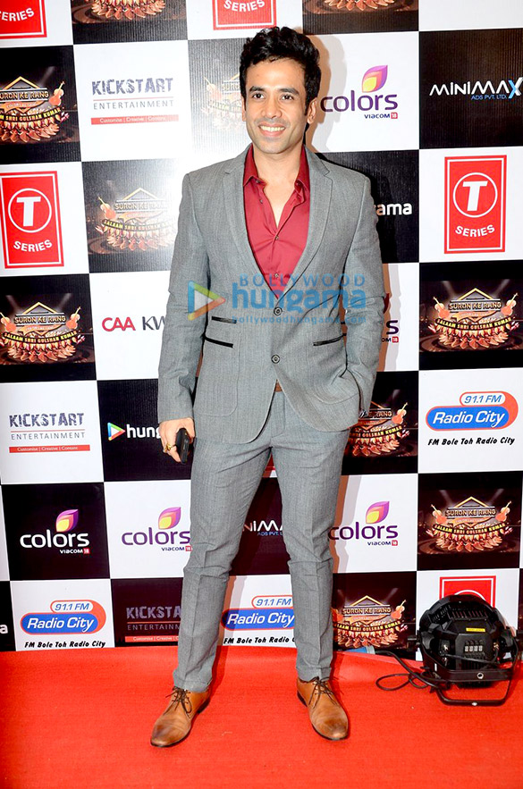 t series hosted musical concert suron ke rang color ke sang salaam shri gulshan kumar 59
