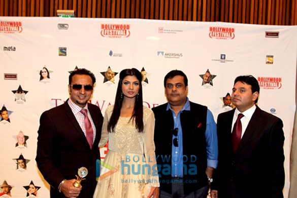gulshan grover honoured at the 13th bollywood festival norway 4