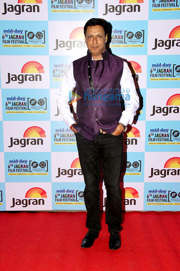 shashi kapoor felicitated at 6th jagran film festival 17