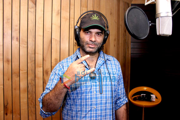 mohit chauhan records a song for the film once upon a time in bihar 6