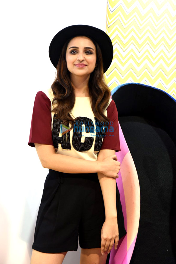 parineeti chopra graces the spaces event in delhi 9