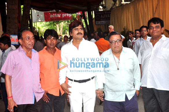 ravindra jains funeral rites 6
