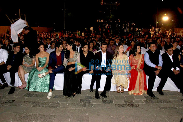 celebs grace the opening ceremony of the 17th mumbai film festival 3