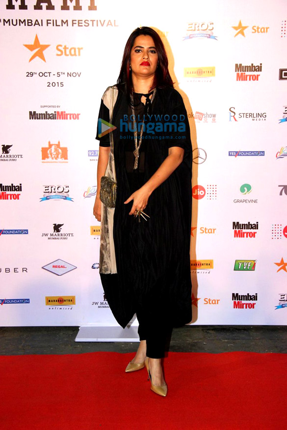 celebs grace the opening ceremony of the 17th mumbai film festival 43