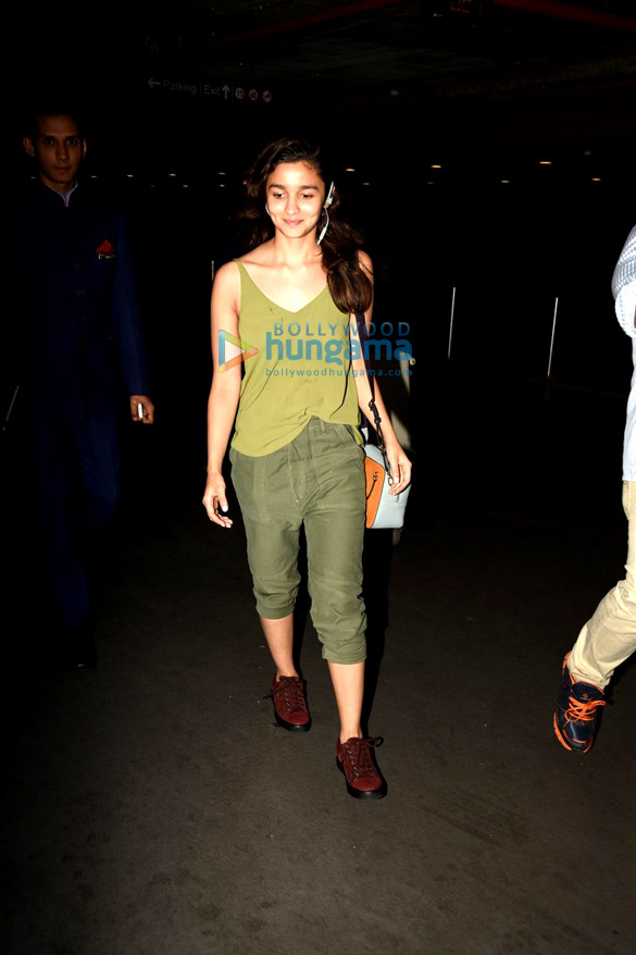 alia bhatt returns from a short vacation in dubai 11
