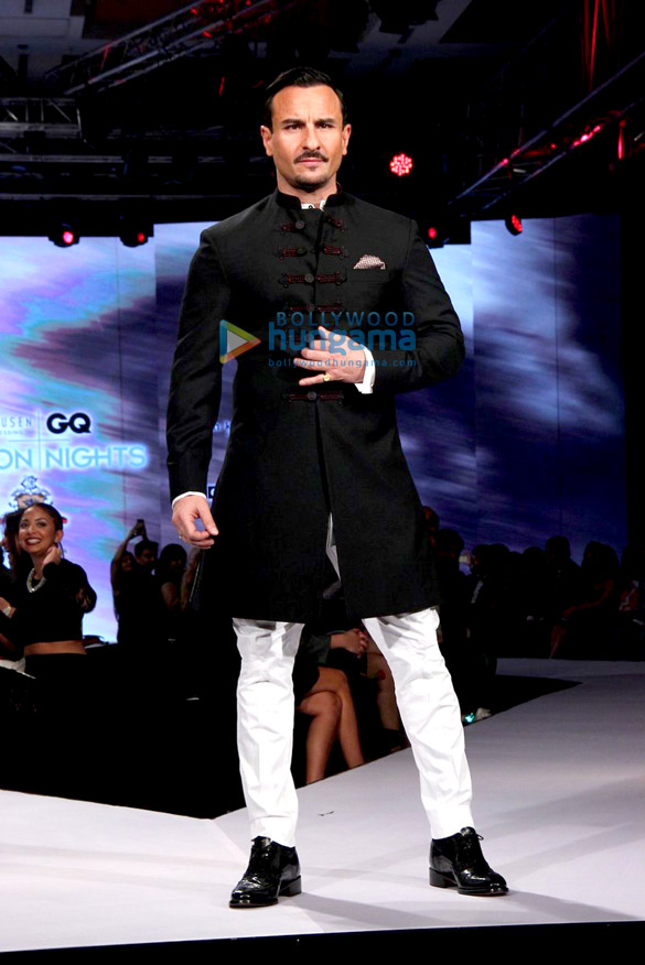 saif ali khan kunal kapoor randeep hooda tina desai and others walk at van heusen gq fashion nights day 1 10