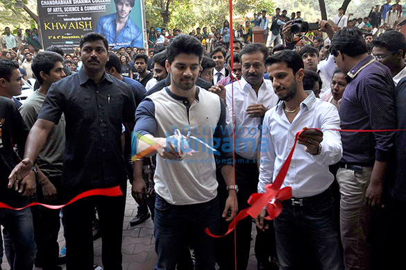 sooraj pancholi attends a college festival khwaish 3