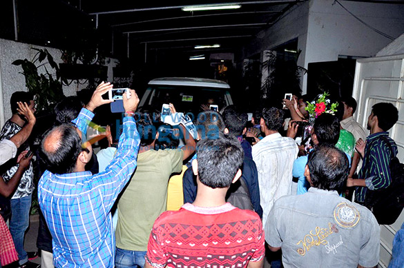 dharmendra snapped on his birthday 7