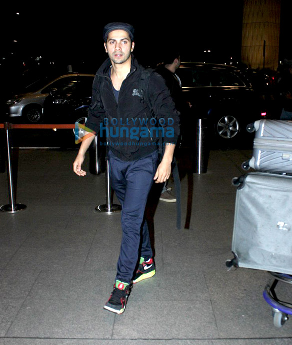 varun dhawan leaves for rome to celebrate new year 2016 with friends 13