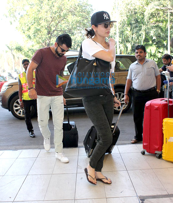 farhan akhtar anushka sharma virat kohli snapped at the airport 7