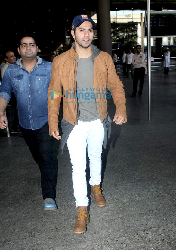 varun dhawan arrives from rome after his new year holiday 3