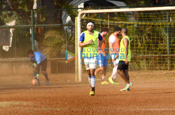 abhishek bachchan ranbir kapoor and riteish deshmukh snapped at football practice 8