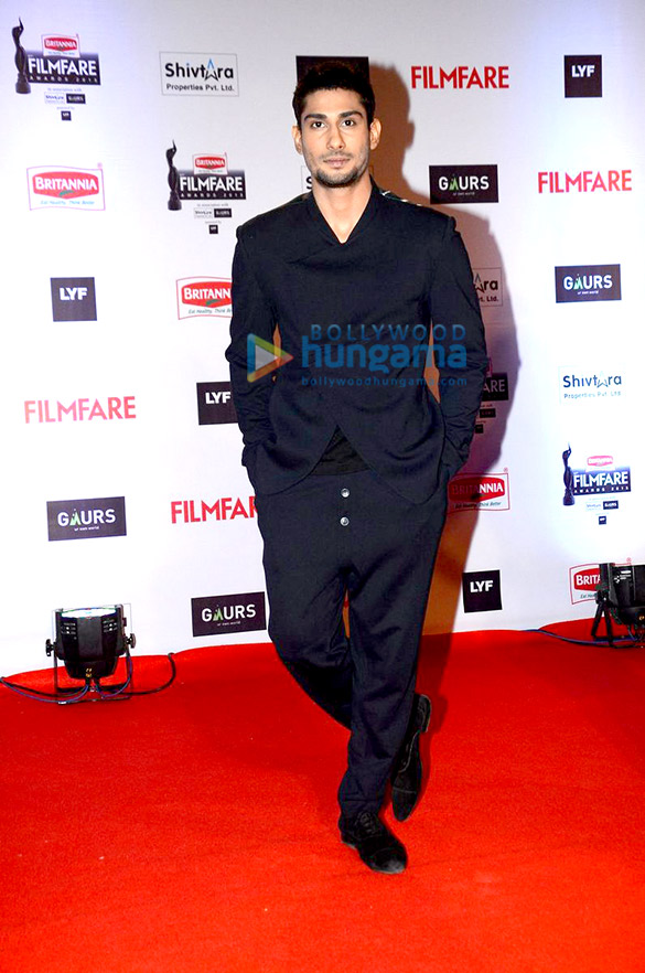 celebs grace the 61st britannia filmfare awards 54