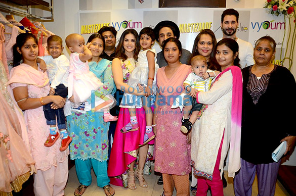 sunny leone meets the special kids from access life ngo 4
