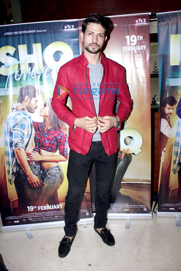 ishq forever promotions at a suburban mall 6