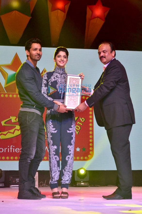 promotion of sanam teri kasam at met college 3