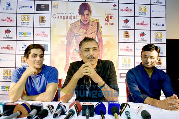 carnival cinemas host press conference of jai gangaajal in ranchi 2