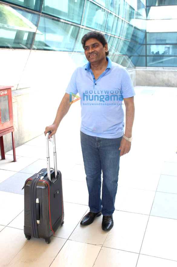 abhishek bachchan irrfan khan snapped at the airport 4