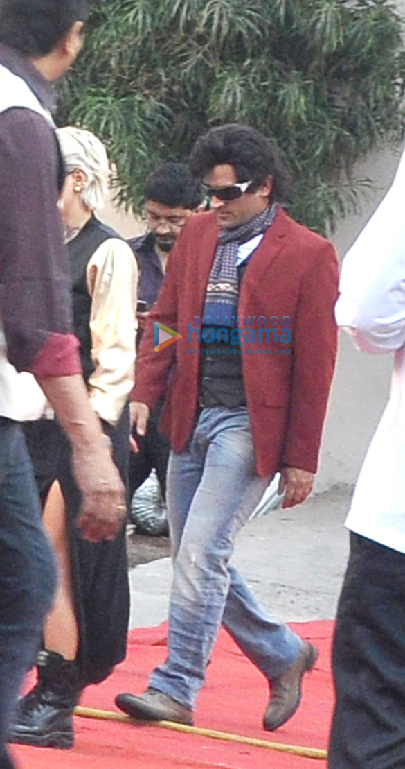 ms dhoni snapped in his new avatar for t20 world cup ad at mehboob studio 6