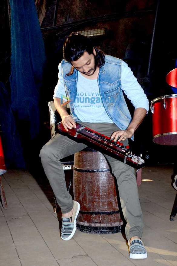 riteish deshmukh nargis fakhri at the launch of banjo 5