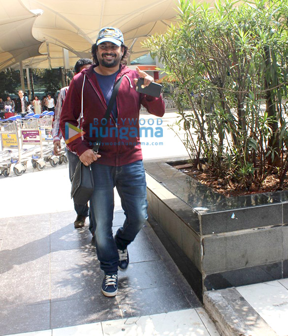 farhan akhtar prachi desai others snapped at the airport 6