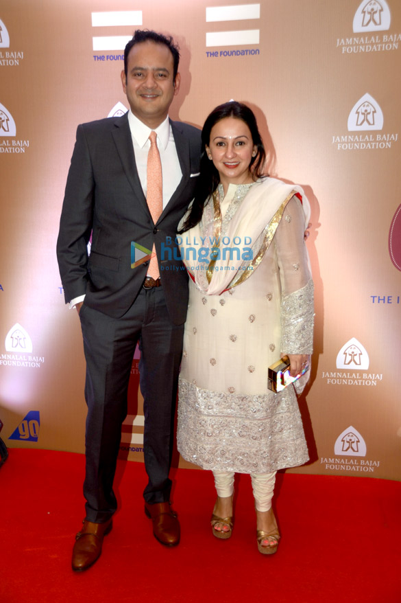 rahul bose nandita dass at the charity auction the idea of india 2016 15