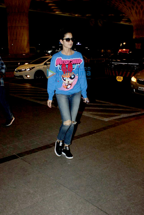 sidharth malhotra katrina kaif snapped leaving to shoot baar baar dekho in bangkok 7
