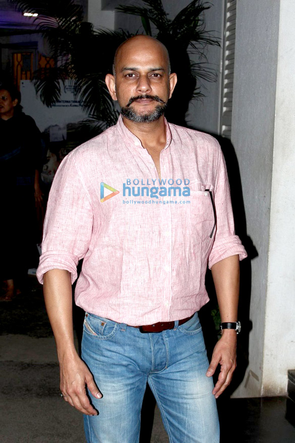 tabu shriya saran and others grace the screening of aligarh 23