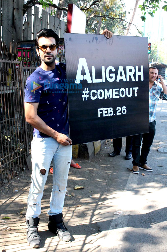 cast of aligarh at the protest march with college students 9