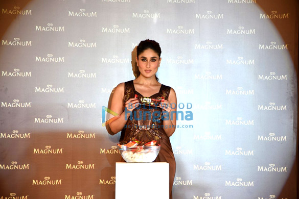 kareena kapoor khan at the launch of the new magnum ice cream 3